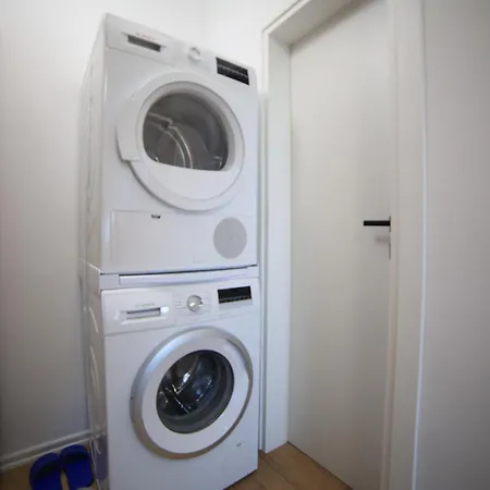 Matisse No7 - One Bedroom With Balcony Appartement Tirana