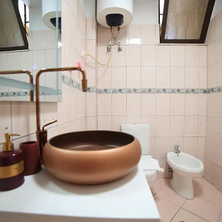 شقة Matisse No7 - One Bedroom With Balcony *