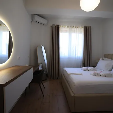 شقة Matisse No7 - One Bedroom With Balcony تيرانا