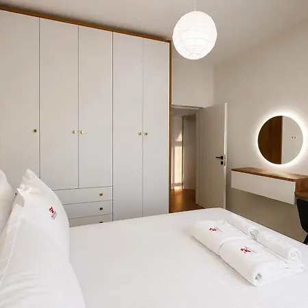 Matisse No7 - One Bedroom With Balcony شقة تيرانا