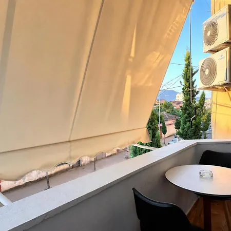 شقة Matisse No7 - One Bedroom With Balcony *