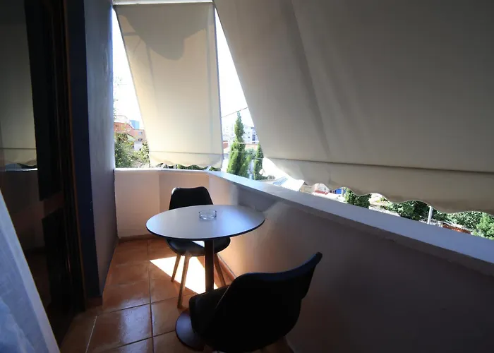 Matisse No7 - One Bedroom With Balcony Apartman